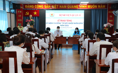 Trao tặng Kỷ niệm chương 